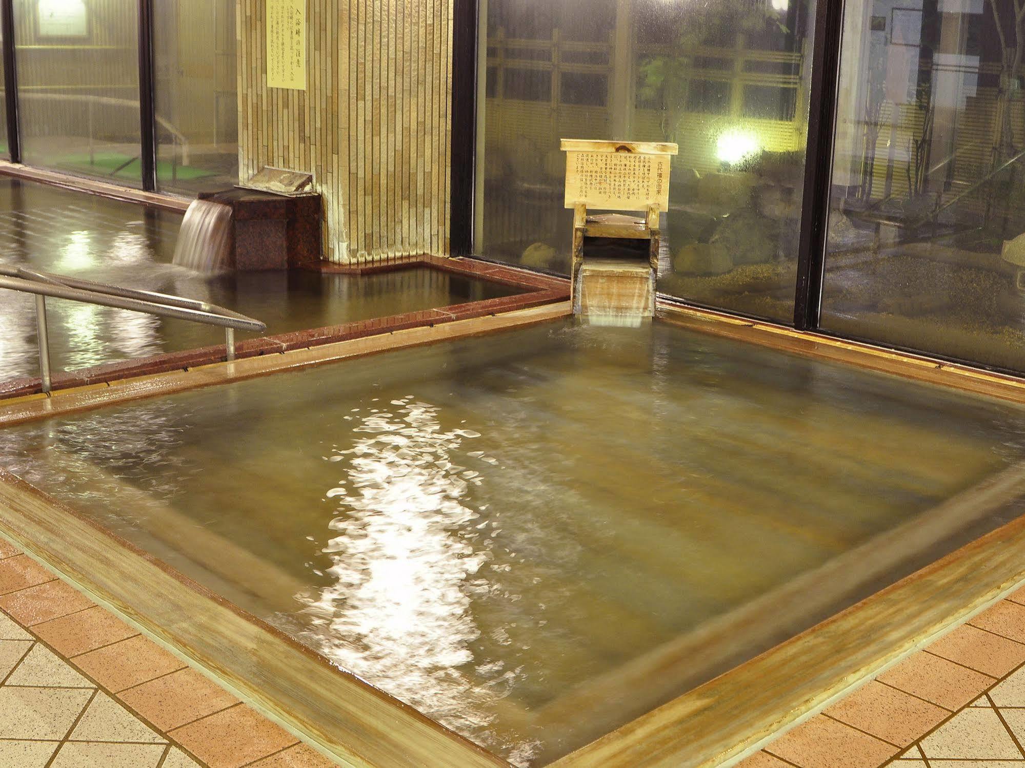 Royal Hotel Yamanaka Onsen Kajikaso Kaga  Eksteriør bilde