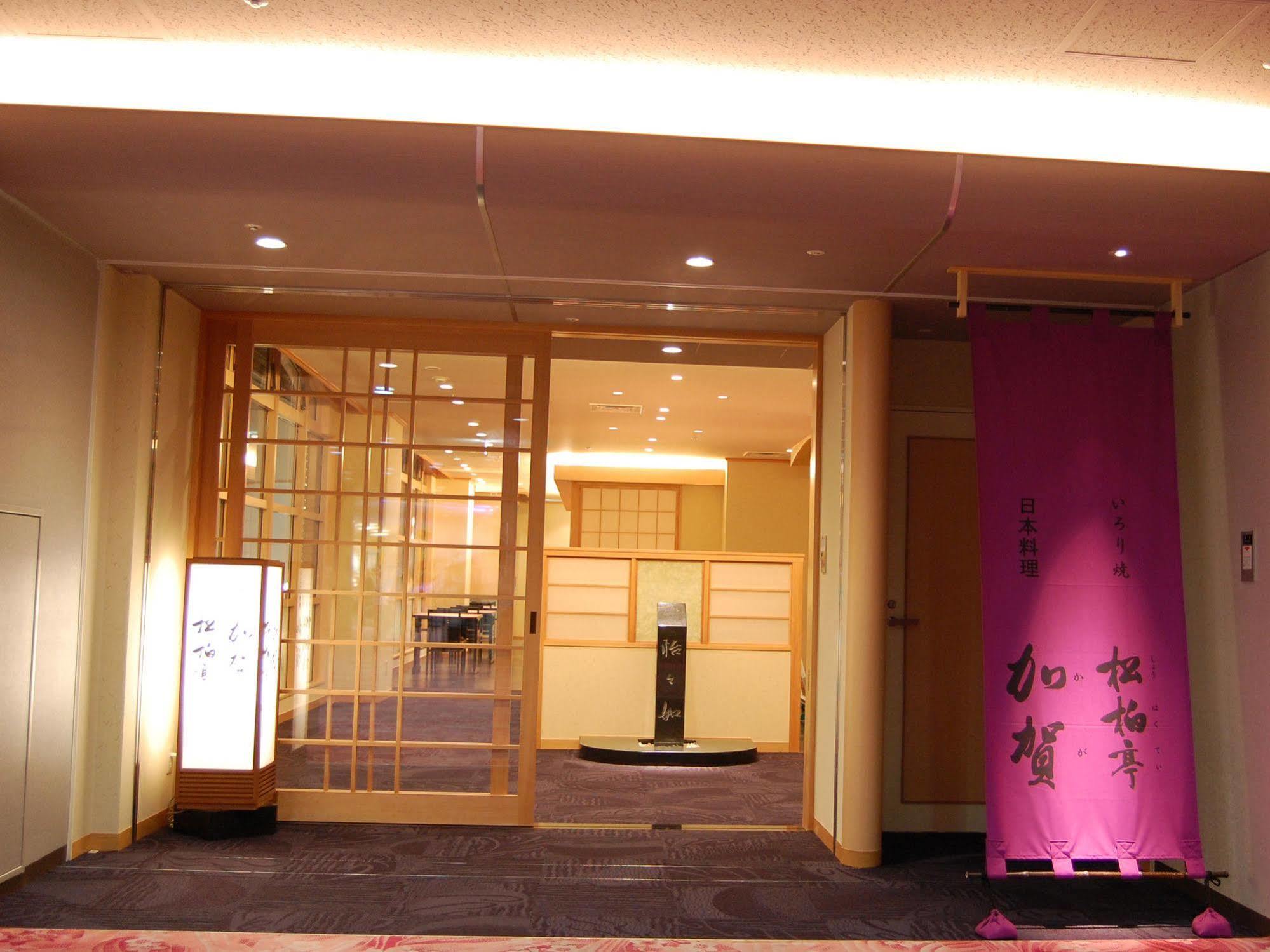 Royal Hotel Yamanaka Onsen Kajikaso Kaga  Eksteriør bilde