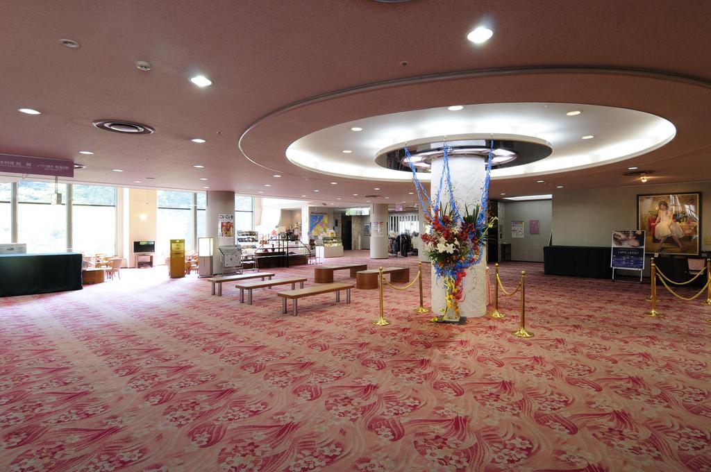 Royal Hotel Yamanaka Onsen Kajikaso Kaga  Eksteriør bilde